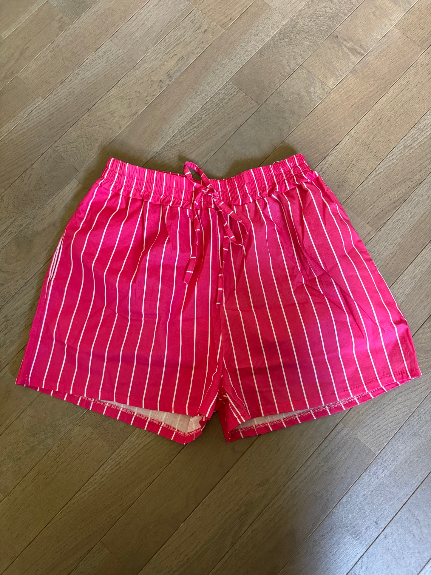 Short - Maia