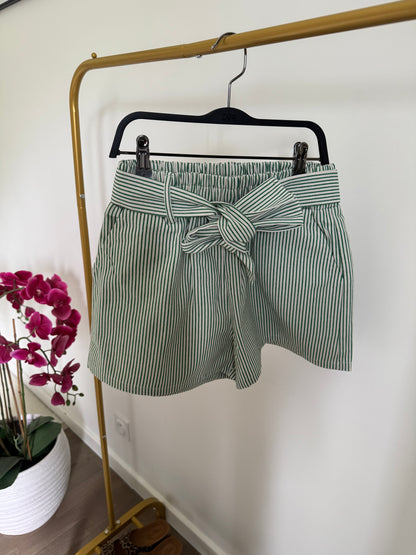 Short - Louna